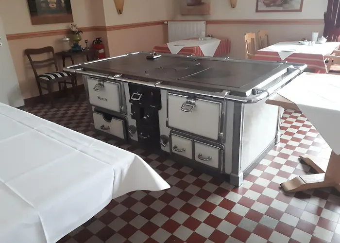 Deutsches Haus Hotell 3*